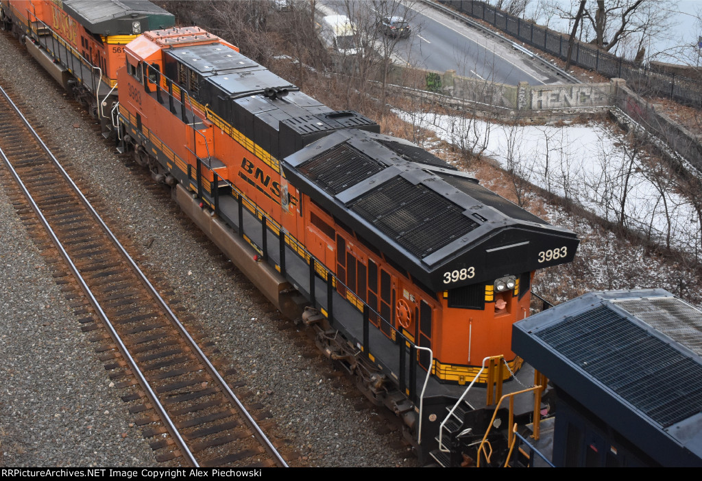 BNSF 3983